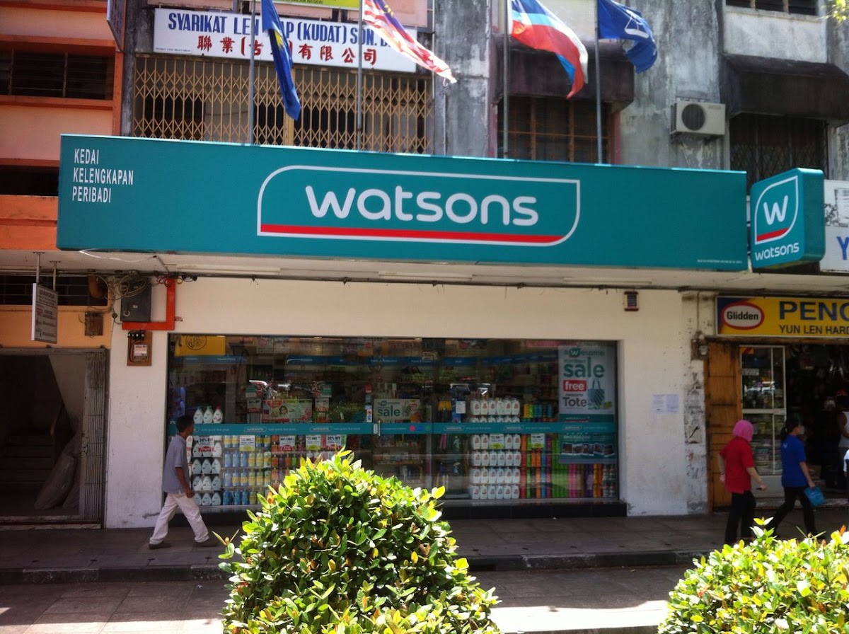 Watsons Kudat Town Mesra – Kedai Kesihatan Utama di Kudat, Pilihan Rakan Tempatan
