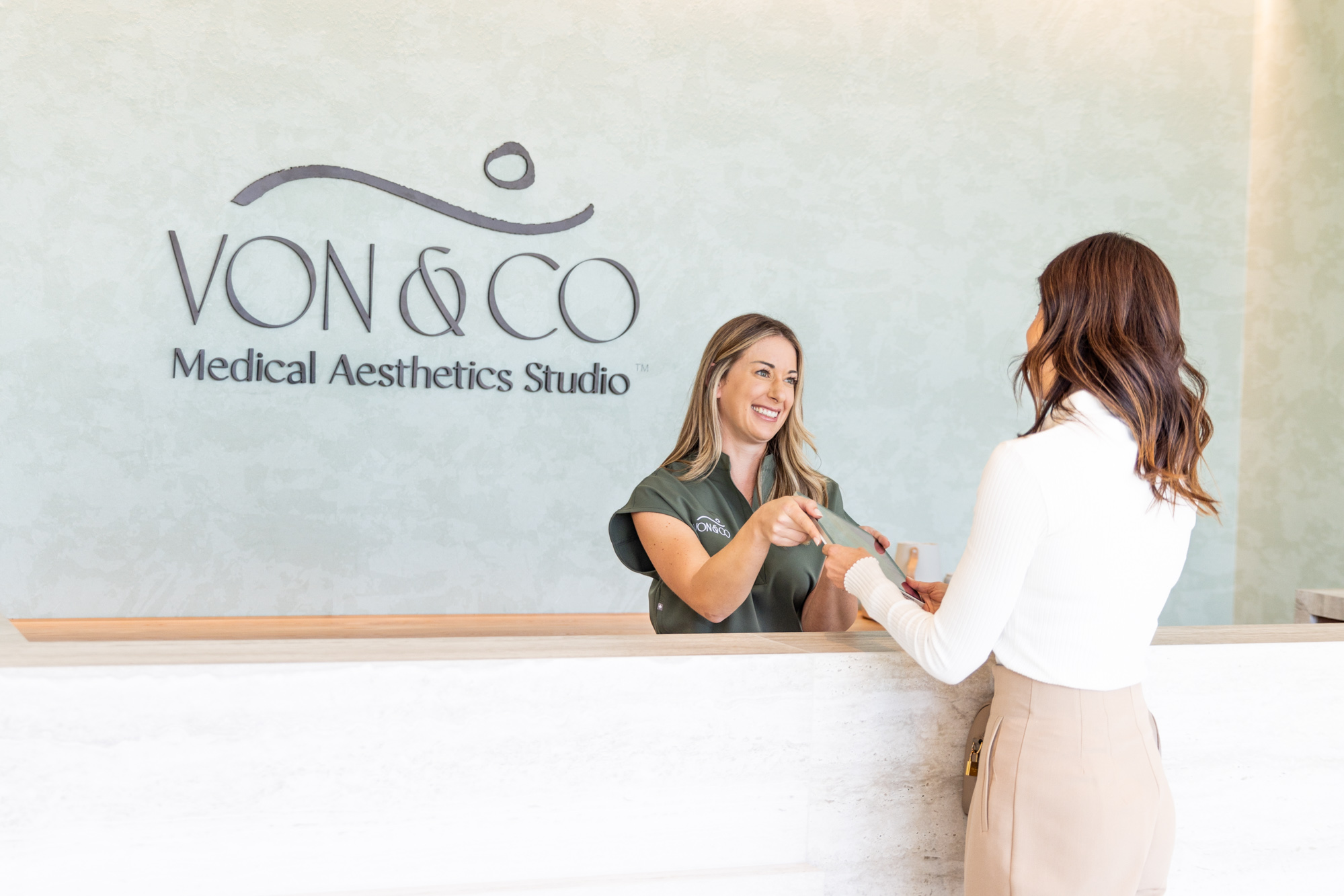 Von Beauty Therapy & Slimming Centre – Rawatan Spa Kecantikan & Penurunan Berat Badan